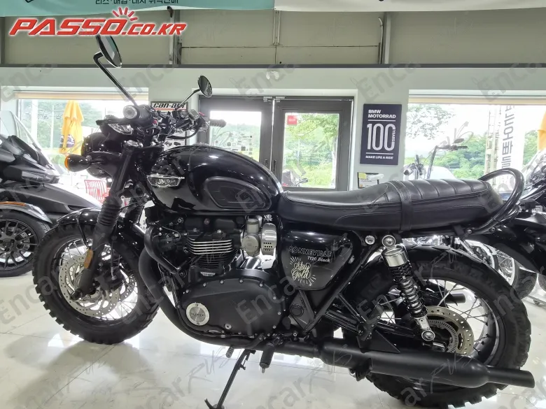 TRIUMPH BONNEVILLE T120 BLACK - фото 1