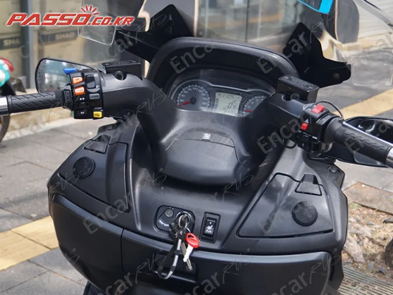 Suzuki Burgman 650 - фото 3