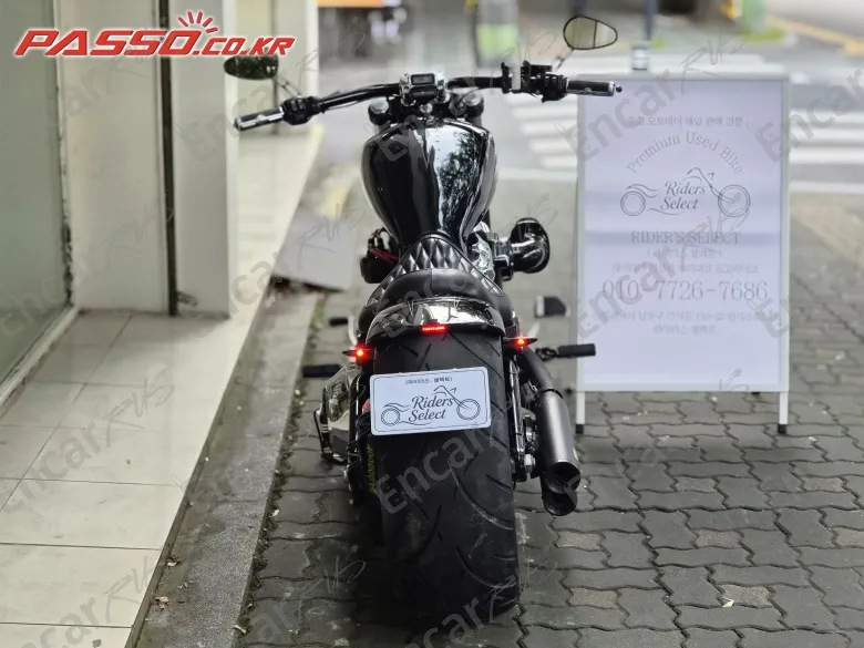 Harley-Davidson Breakout 114 - фото 2