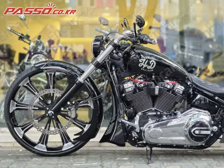Harley-Davidson Breakout 114 - фото 4