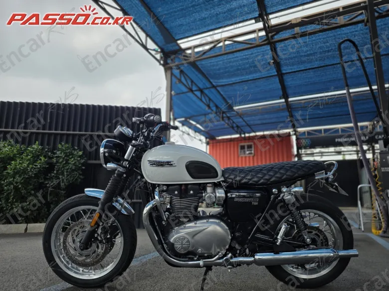 Triumph Bonneville T120 - фото 3