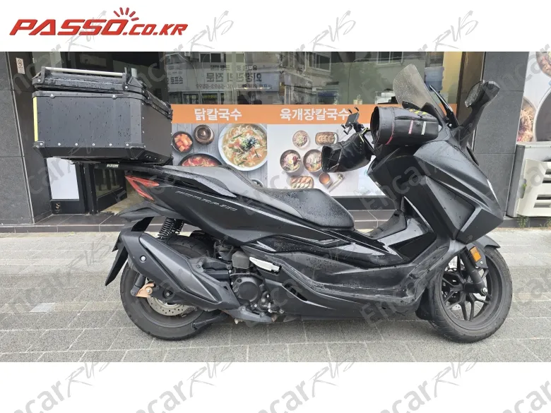 Honda Forza 350 - фото 0