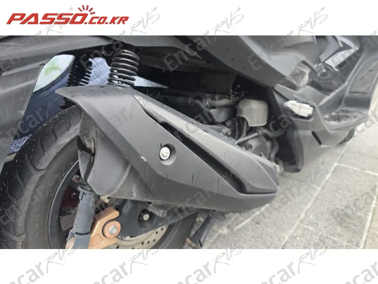 Honda Forza 350 - фото 6