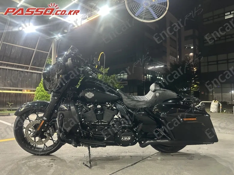 Harley-Davidson Flhx - фото 1