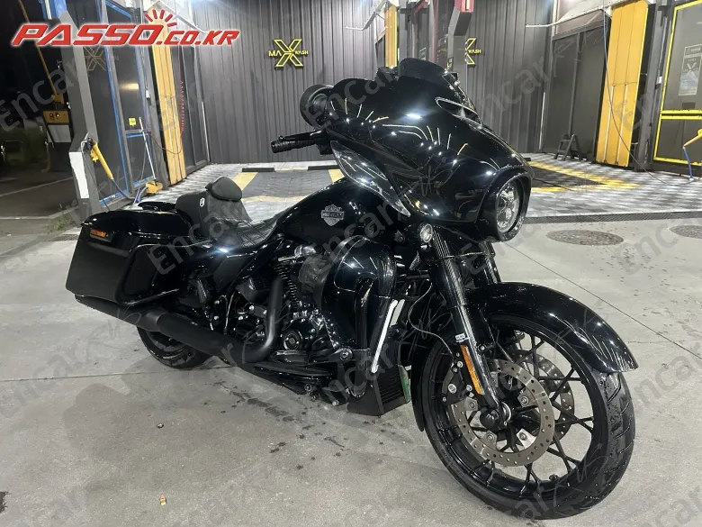 Harley-Davidson Flhx - фото 5