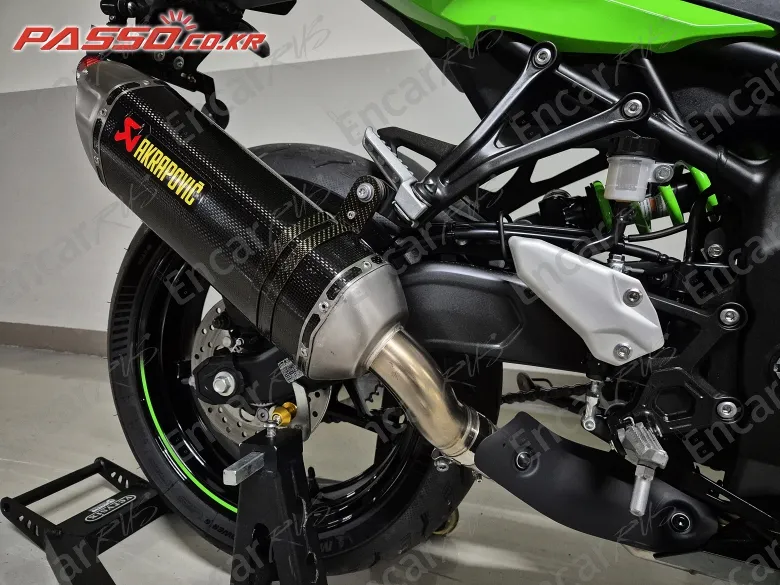 Kawasaki Ninja Zx 4 Rr - фото 4