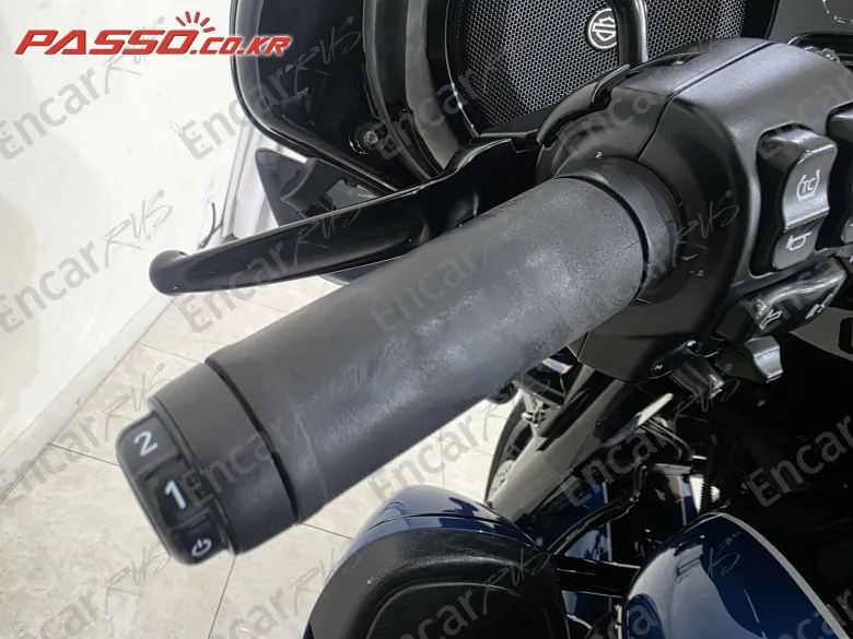 Harley-Davidson Ultra Limited - фото 3