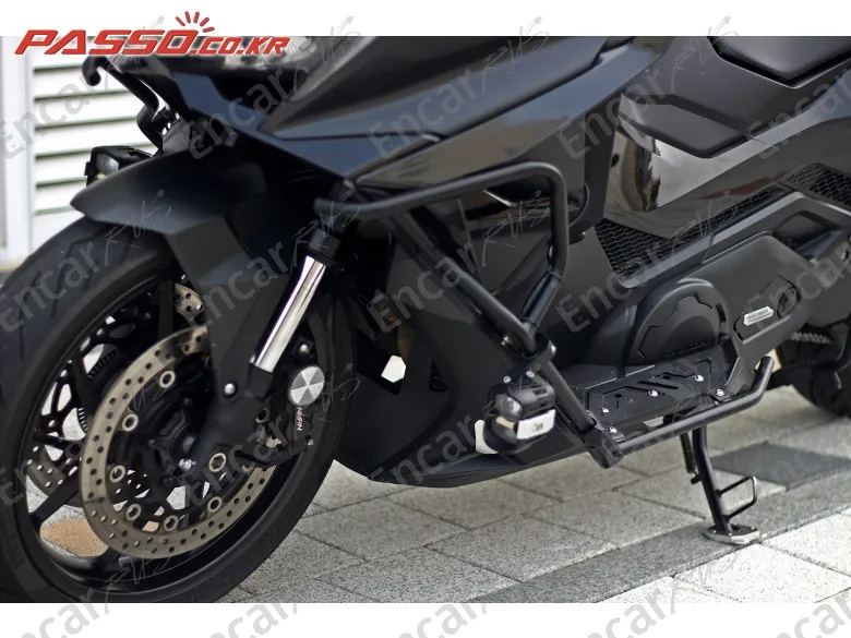 Honda Forza 750 - фото 5