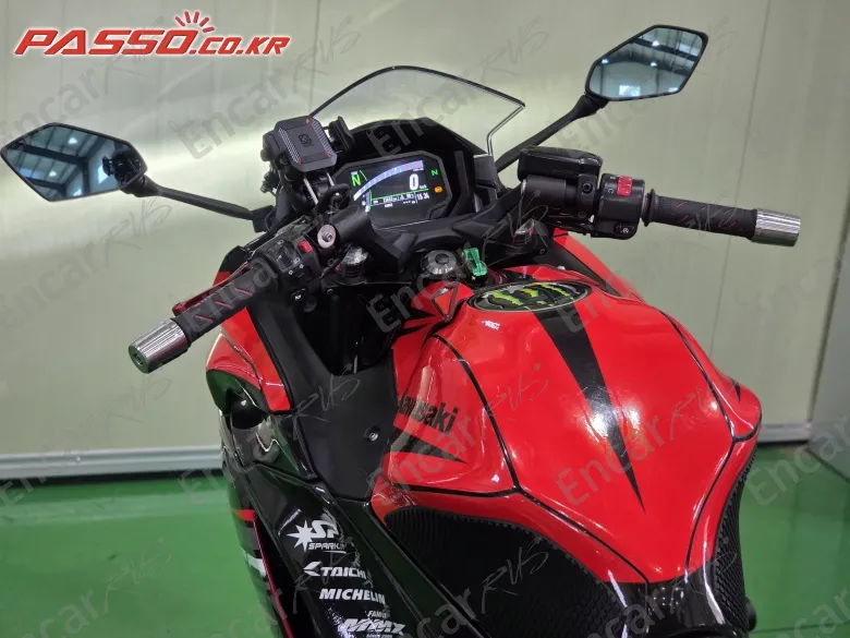 Kawasaki Ninja 650 Abs - фото 3
