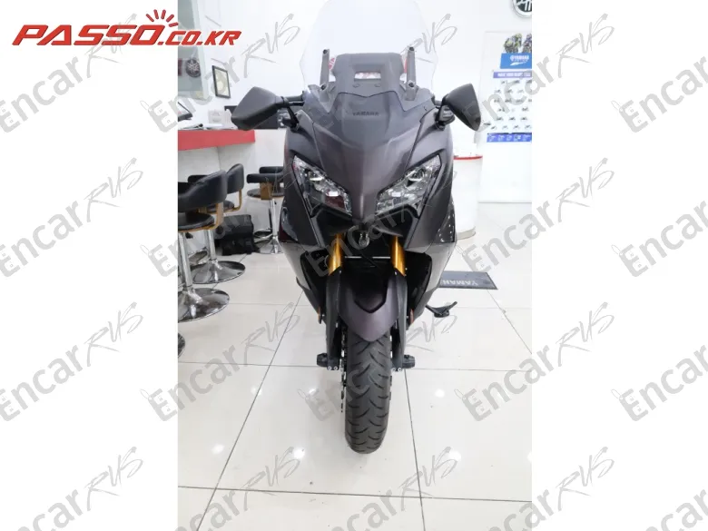 Yamaha T Max 560 - фото 1