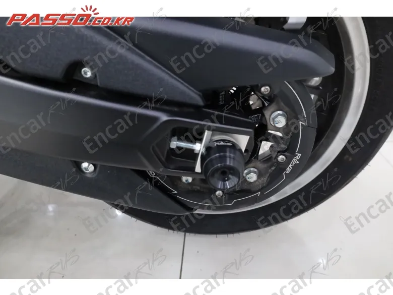 Yamaha T Max 560 - фото 4