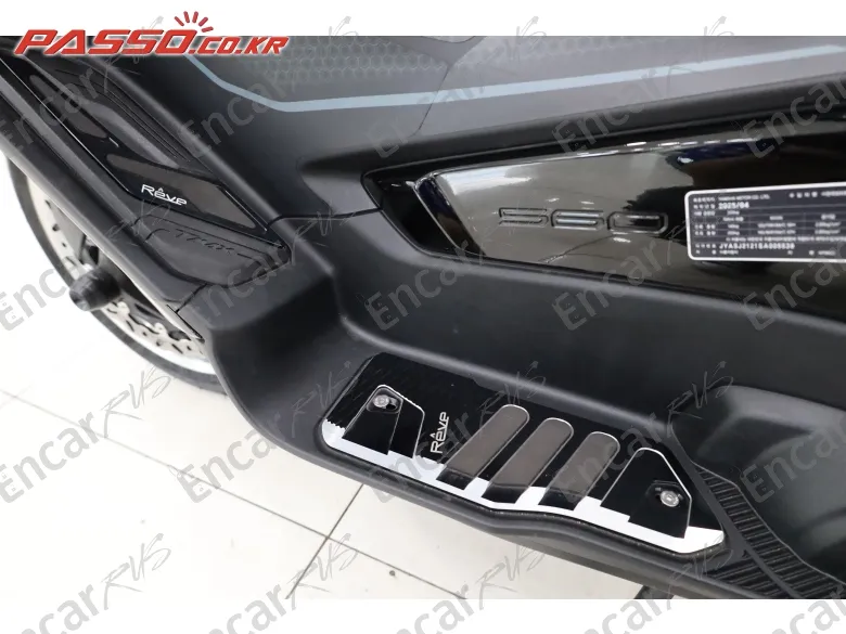 Yamaha T Max 560 - фото 6