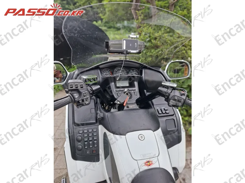 Honda Goldwing 1800 - фото 3