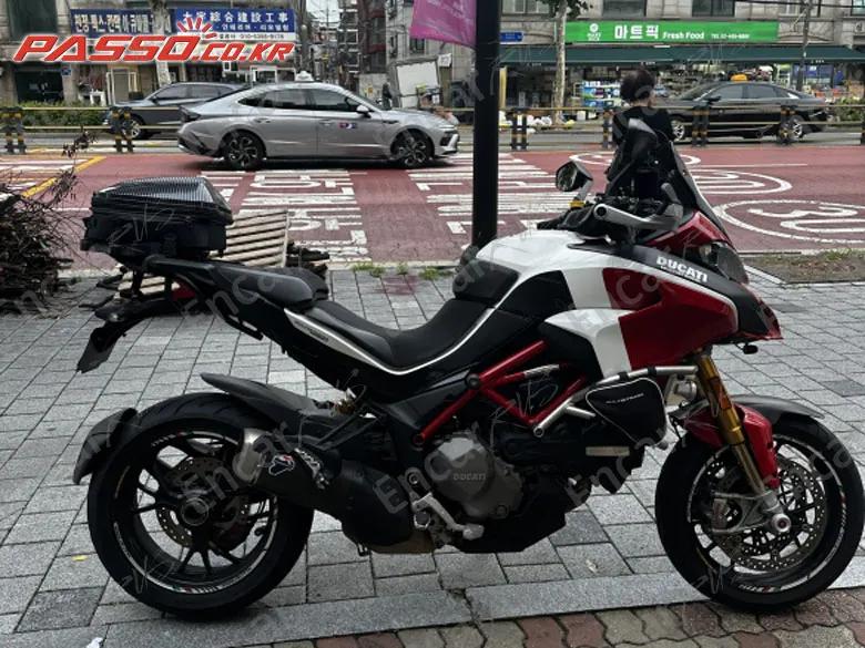 Ducati Multistrada 1260 Pikes Peak - фото 0