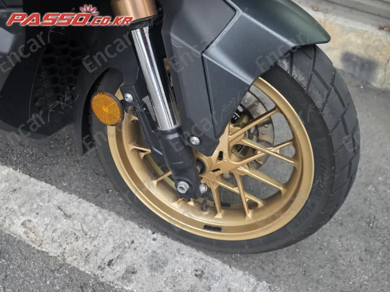 Honda Adv 350 - фото 5