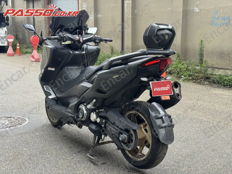 Yamaha T Max 560 - фото 4