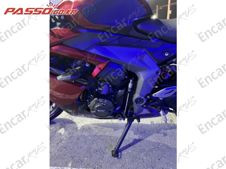 Triumph Daytona 660 - фото 4