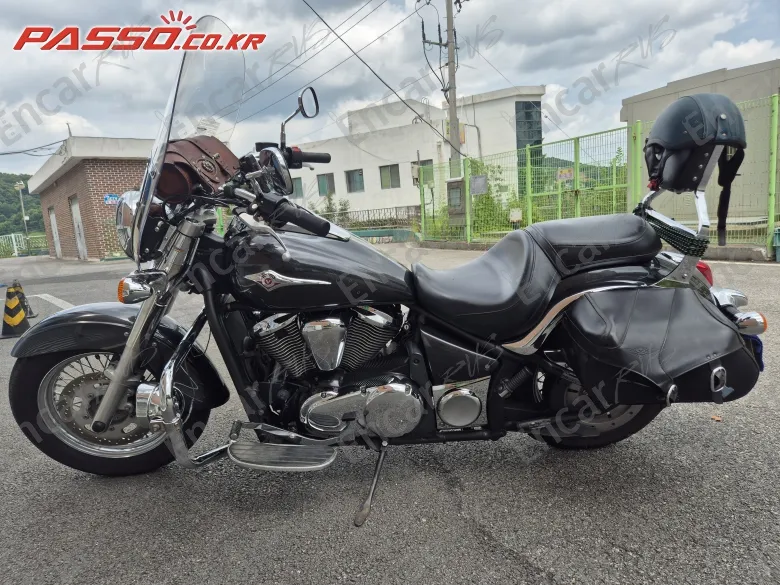 Kawasaki Vulcan 900 Classic - фото 1