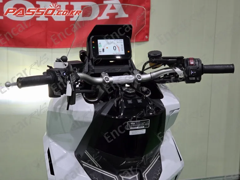 Honda X Adv - фото 3
