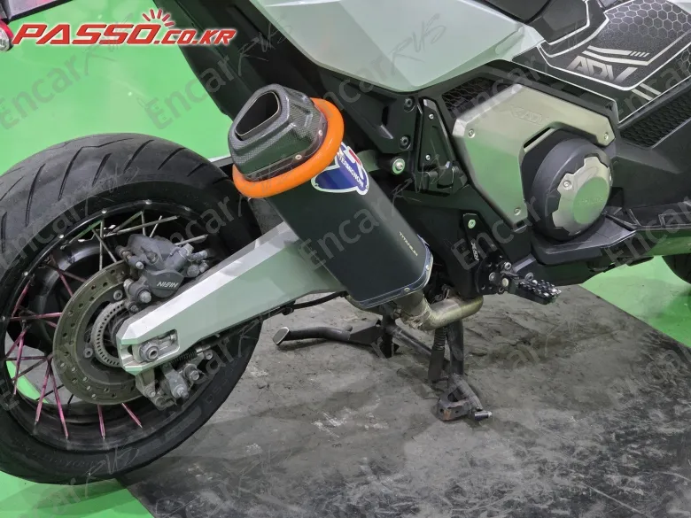 Honda X Adv - фото 6
