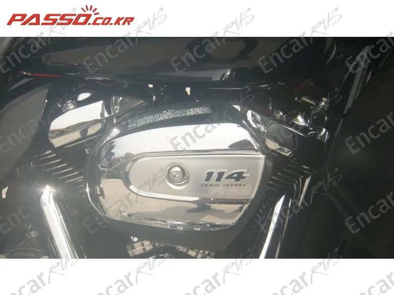 Harley-Davidson Flhtk Electra Glide Ultra Limited - фото 4