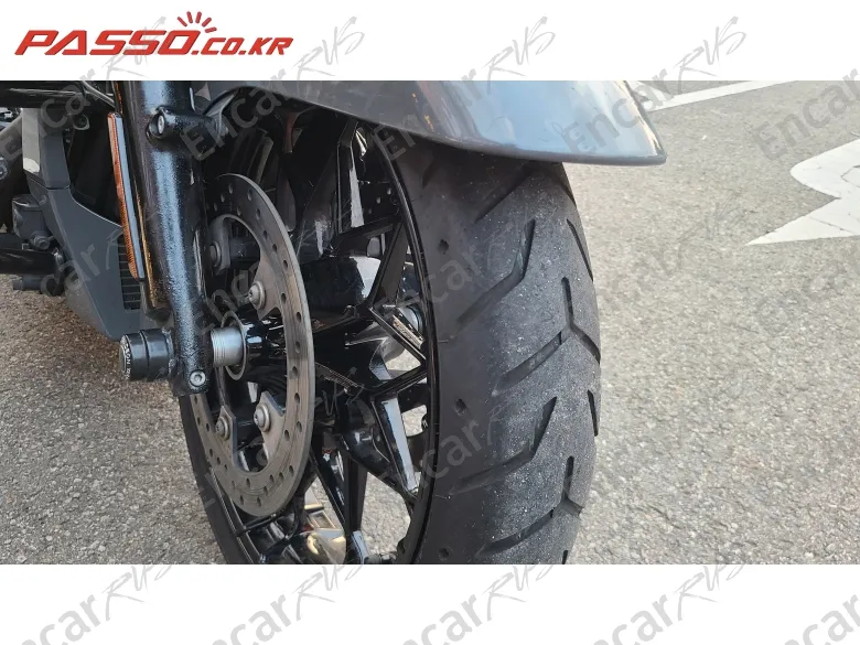 Harley-Davidson Road Glide Special - фото 5