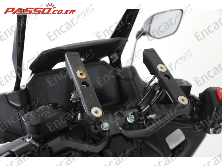 Yamaha T Max 560 - фото 3