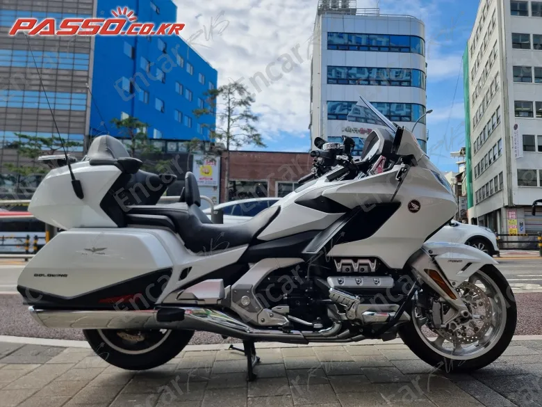 Honda Goldwing Tour Dct Airbag - фото 0