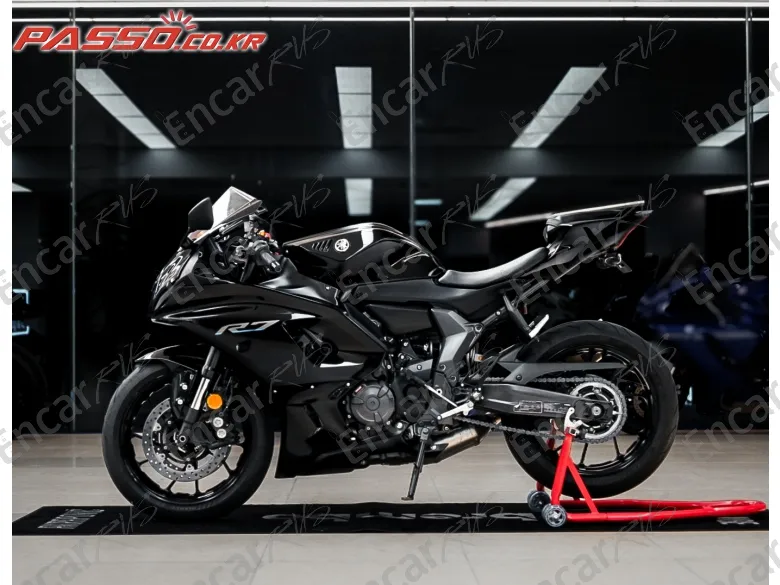 Yamaha Yzf R7 - фото 1