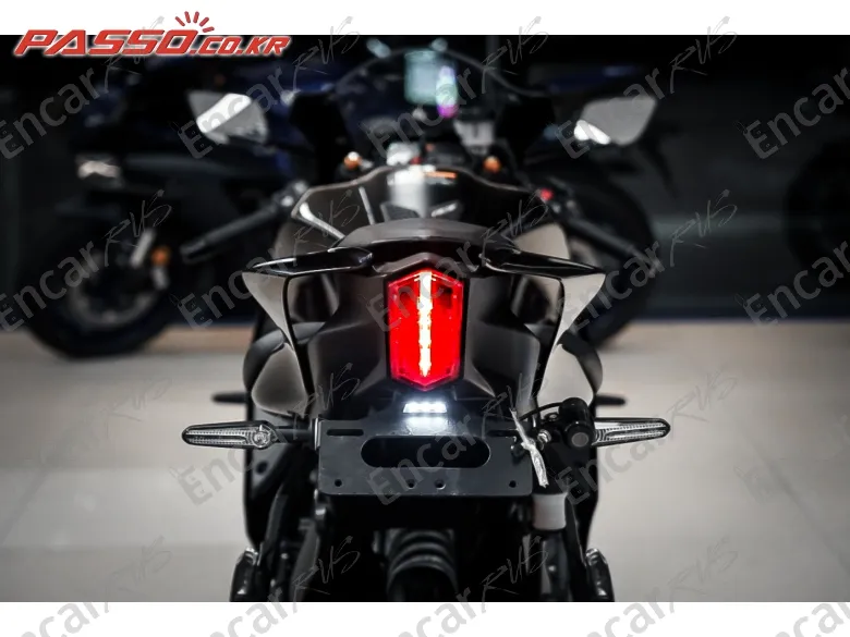 Yamaha Yzf R7 - фото 6