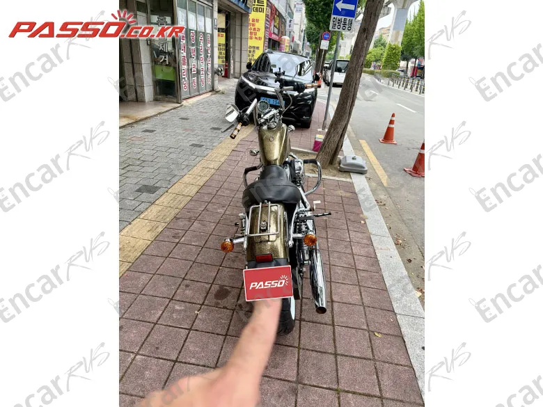 Harley-Davidson Xl 1200 V Seventy Two - фото 2