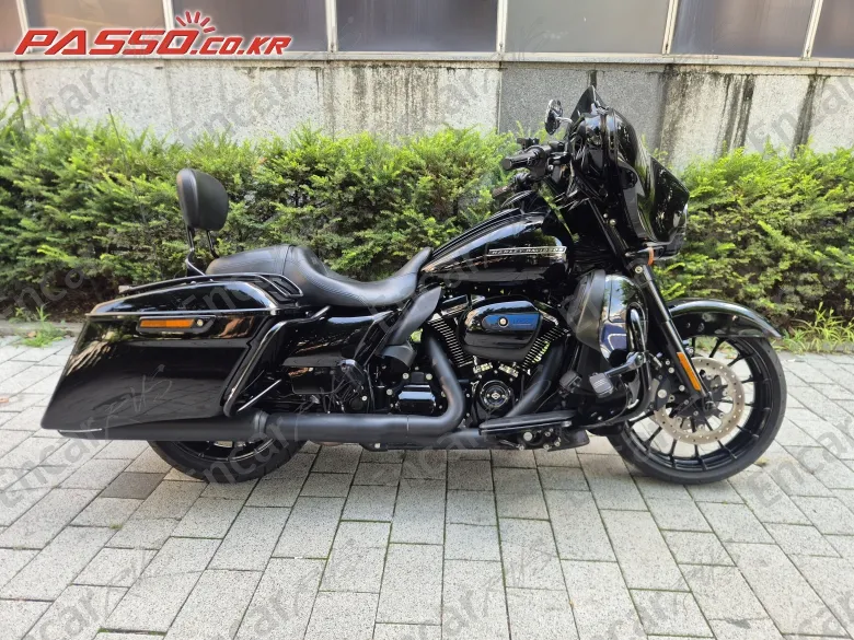 Harley-Davidson Flhxs Street Glide Special - фото 0