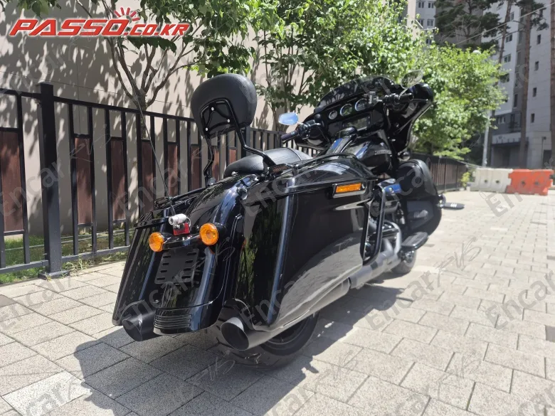 Harley-Davidson Flhxs Street Glide Special - фото 2