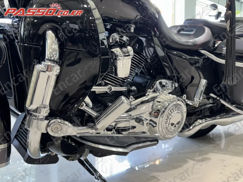 Harley-Davidson Flhr - фото 4