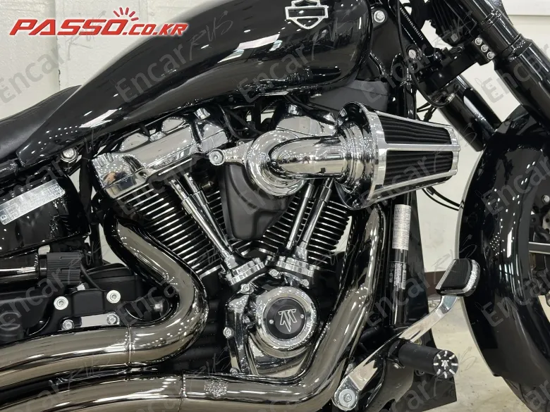 Harley-Davidson Breakout 114 - фото 4