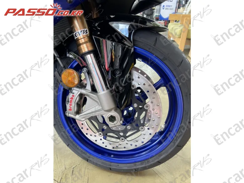 Yamaha Yzf R9 - фото 5