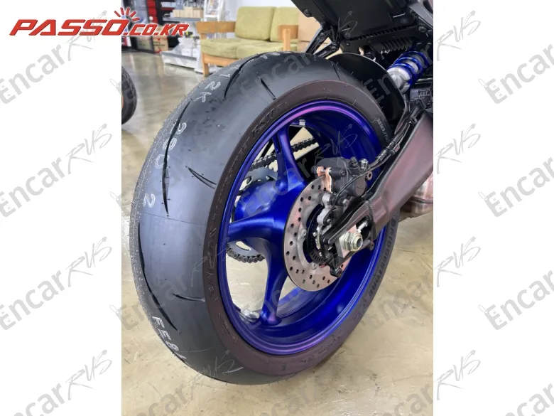 Yamaha Yzf R9 - фото 6