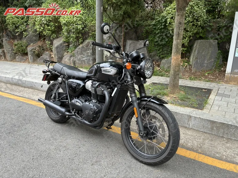Triumph Bonneville T100 - фото 1
