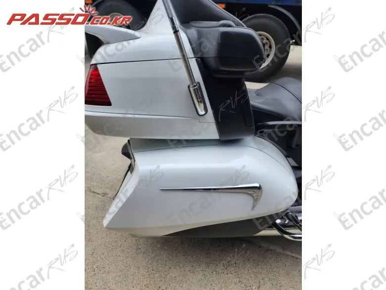 Honda Goldwing 1800 - фото 6