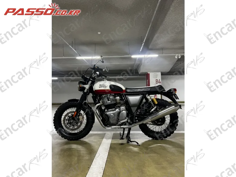 Royal Enfield Interceptor 650 - фото 1