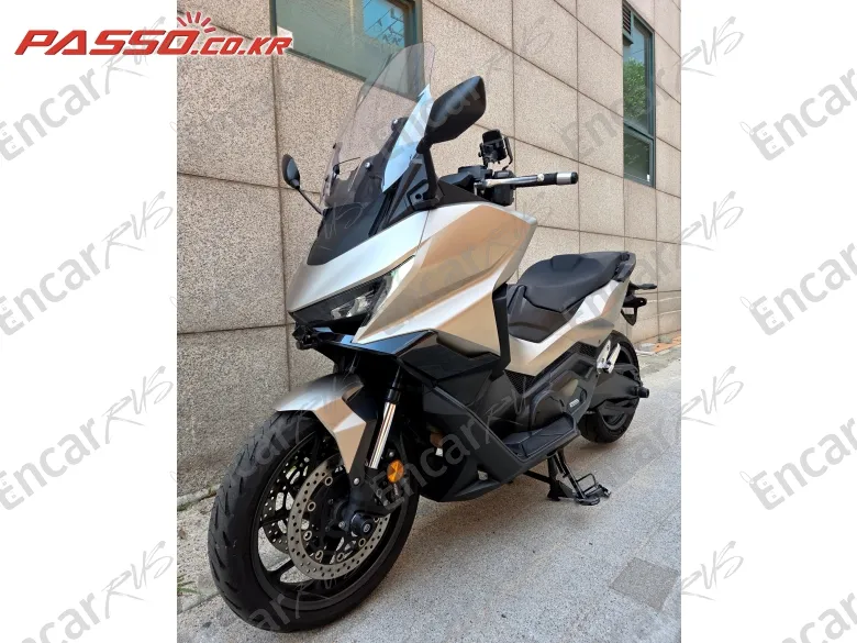Honda Forza 750 - фото 6