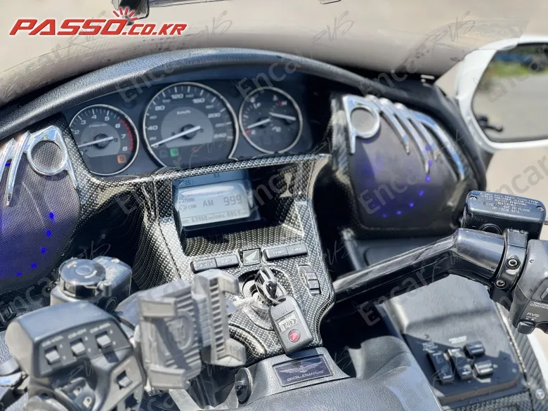 Honda Goldwing 1800 - фото 3