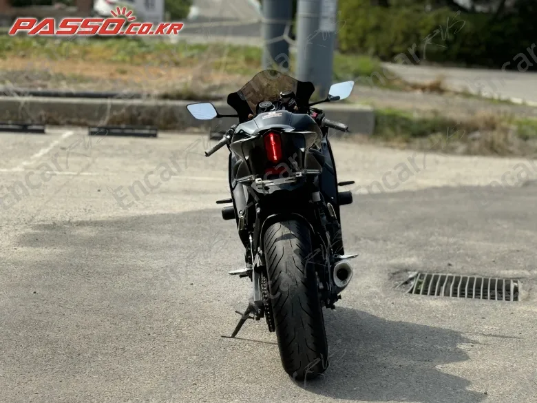 Yamaha Yzf R7 - фото 2