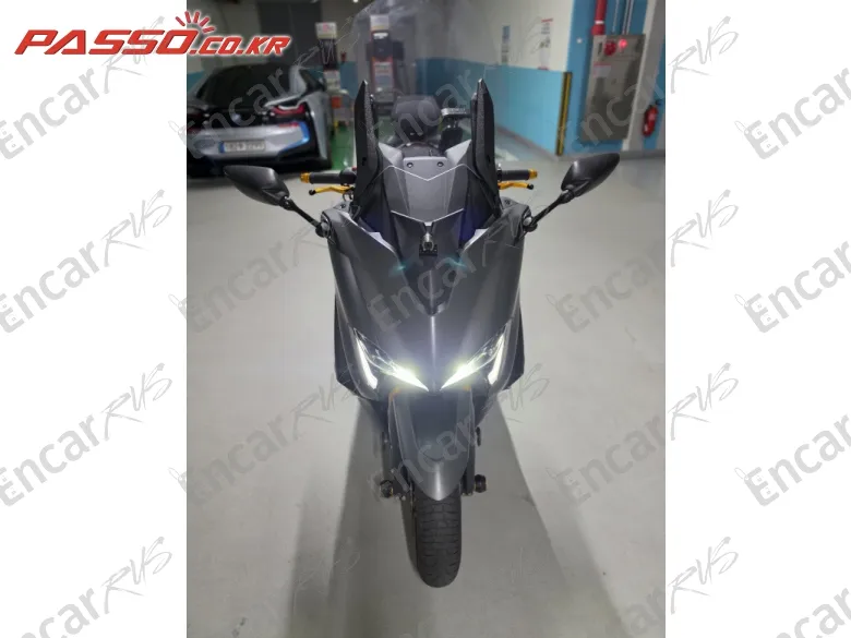 Yamaha T Max 560 - фото 2