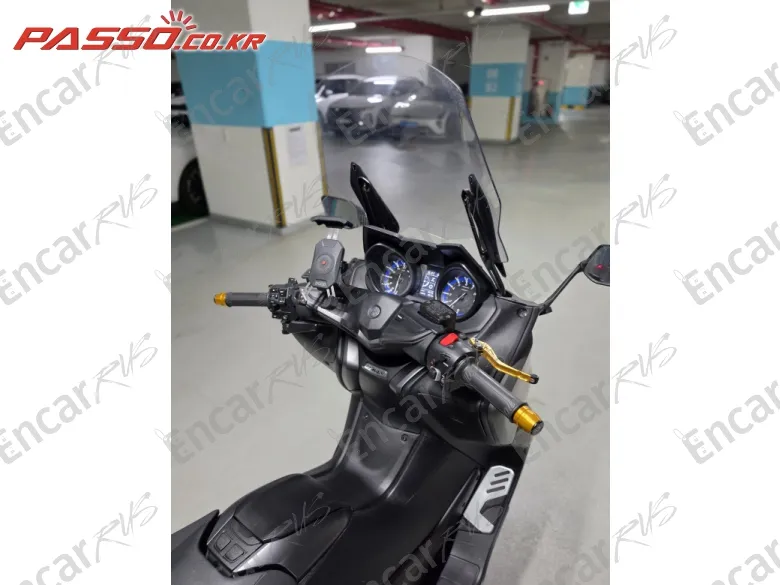 Yamaha T Max 560 - фото 3