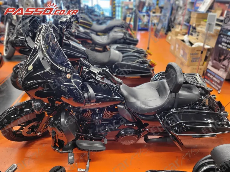Harley-Davidson Flhxs Street Glide Special - фото 1