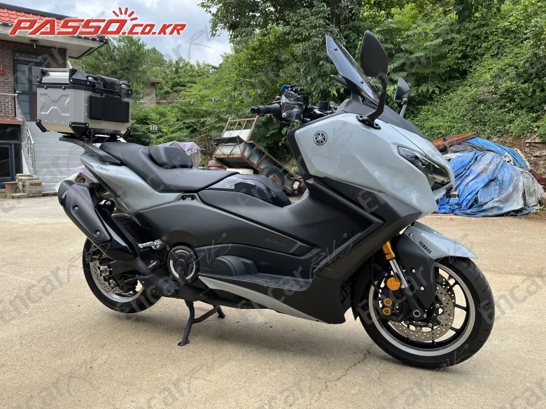 Yamaha T Max 560 - фото 0