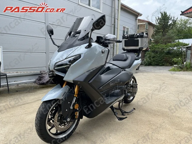 Yamaha T Max 560 - фото 1
