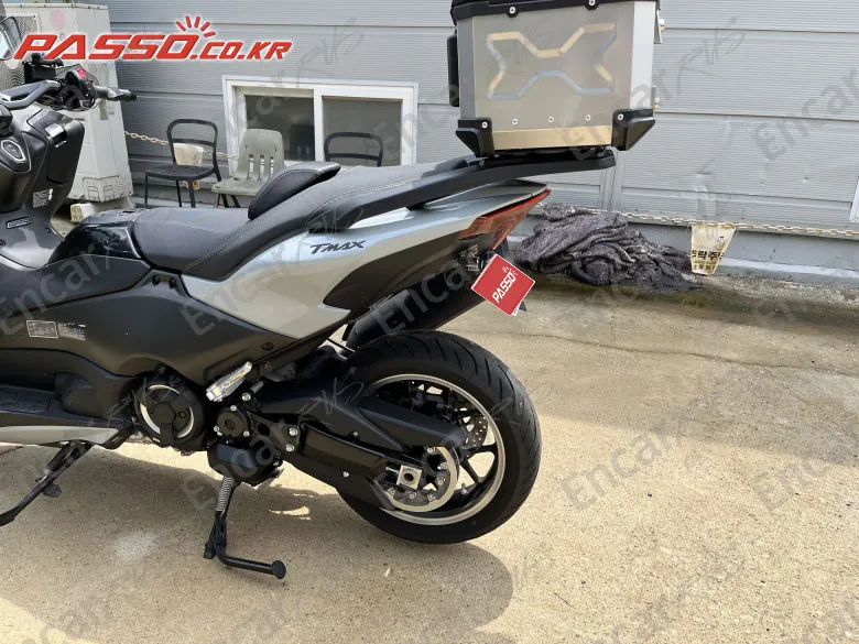 Yamaha T Max 560 - фото 5