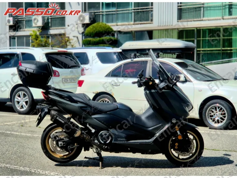 Yamaha T Max 560 - фото 0
